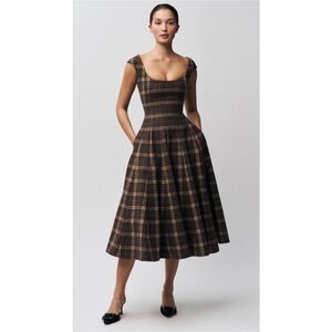 ISO Guizio Leila Dress